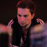 Der Kopf Ihrer Kunden ist der größte Kinosaal der Welt. »Wir produzieren die Filme dafür. Von der Idee bis zum fertigen Film. Erfahren Sie mehr...