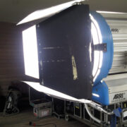 Der Kopf Ihrer Kunden ist der größte Kinosaal der Welt. »Wir produzieren die Filme dafür. Von der Idee bis zum fertigen Film. Erfahren Sie mehr...